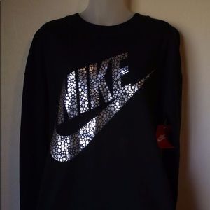 Nike Fleece-Lined Metallic Silver Foil Crew